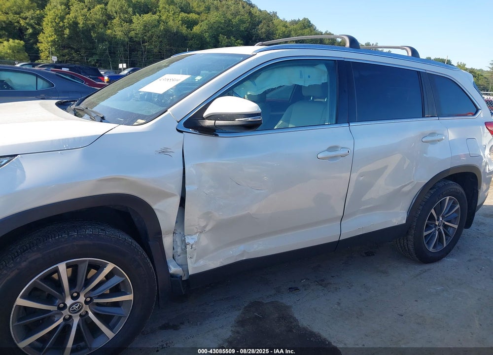 2019 TOYOTA HIGHLANDER SE/XLE VIN: 5TDJZRFHXKS567344