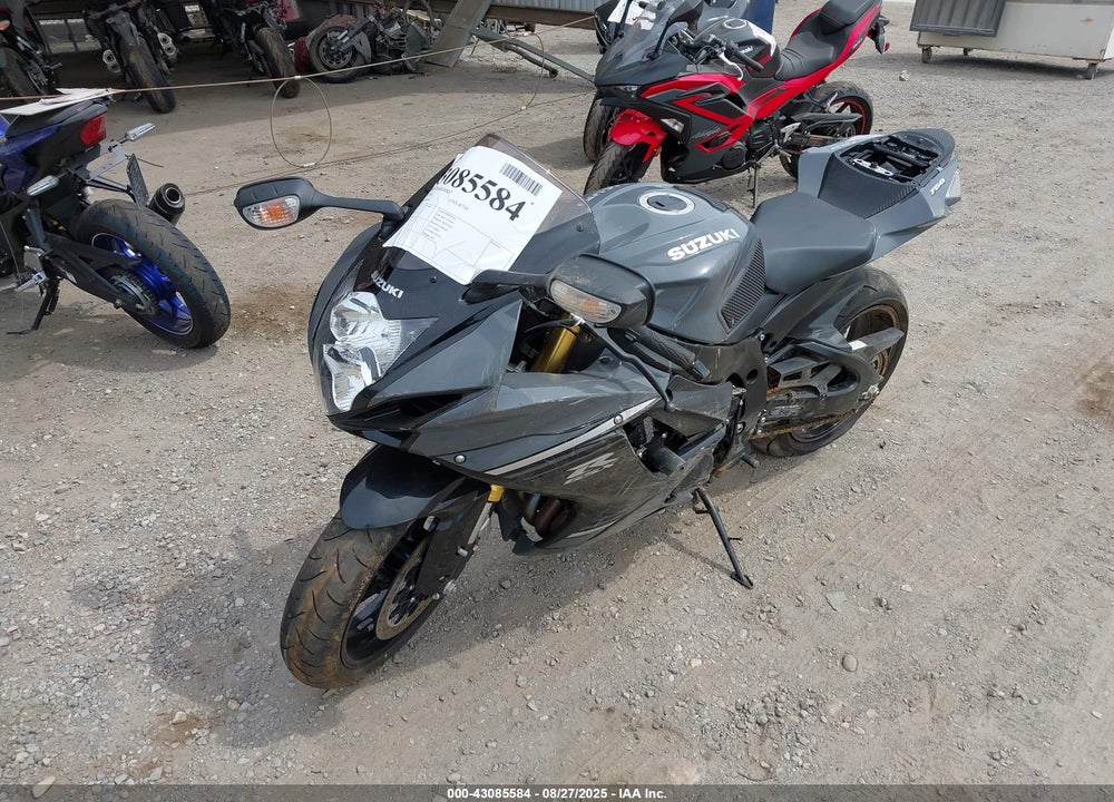 2025 SUZUKI GSX-R750 VIN: JS1GR7MA4S7100946