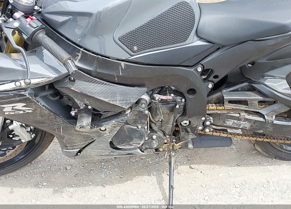 2025 SUZUKI GSX-R750 VIN: JS1GR7MA4S7100946