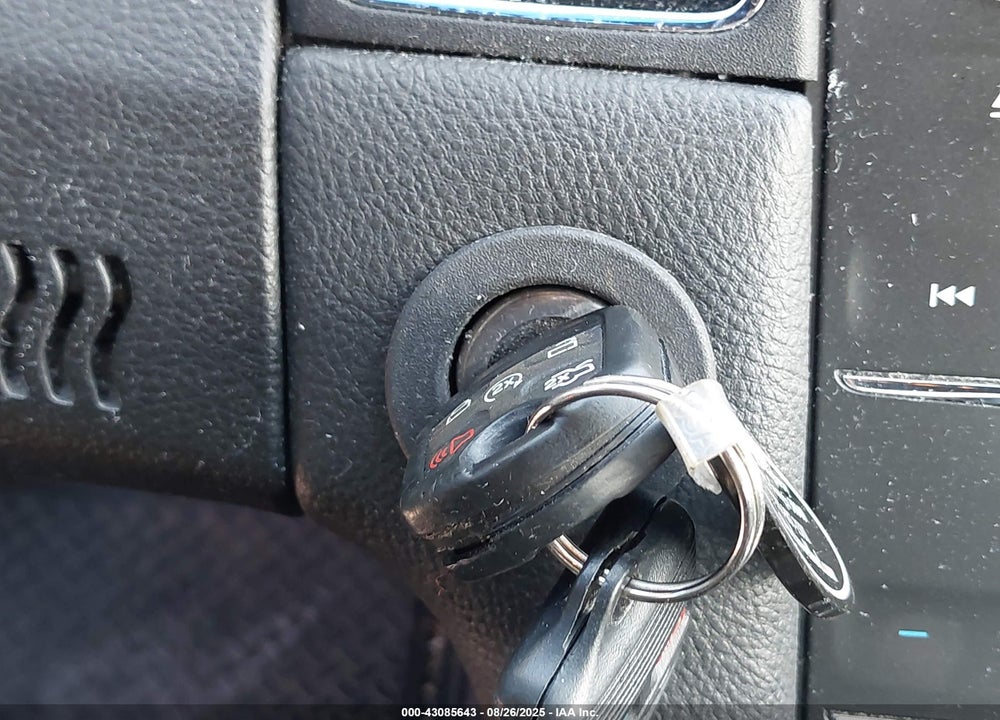2013 FORD TAURUS VIN: 1FAHP2E83DG112948