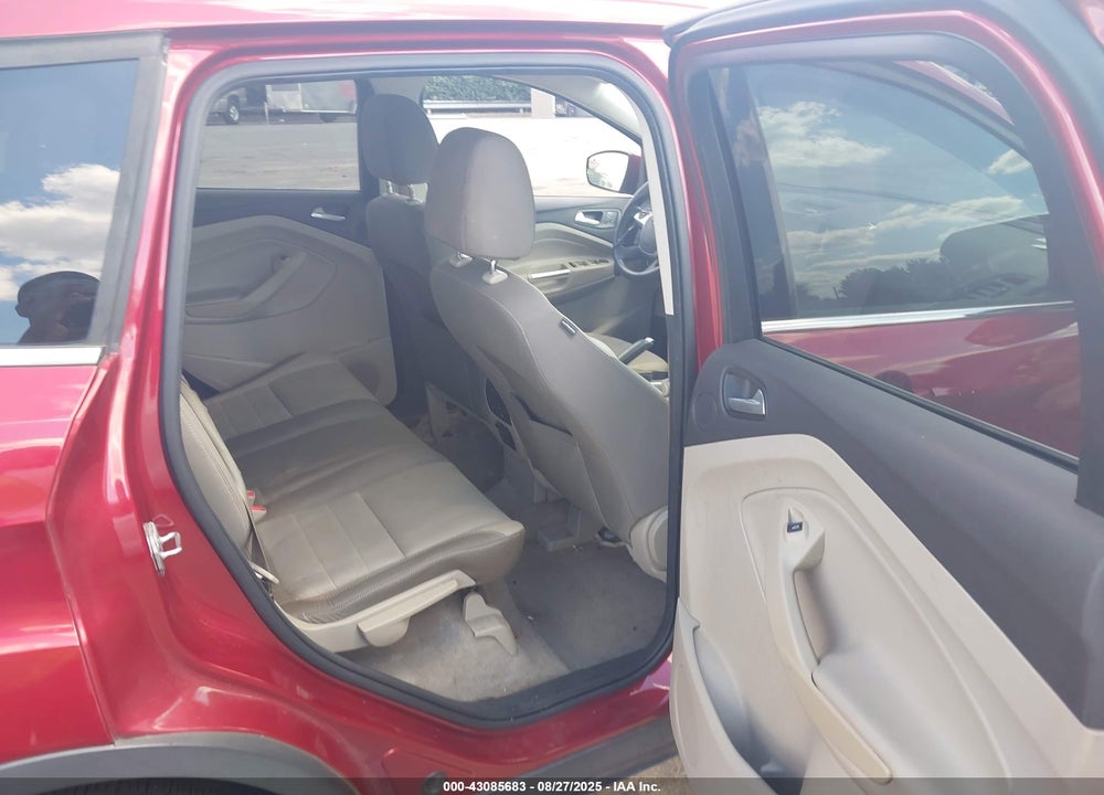 2015 FORD ESCAPE VIN: 1FMCU9G96FUC67568