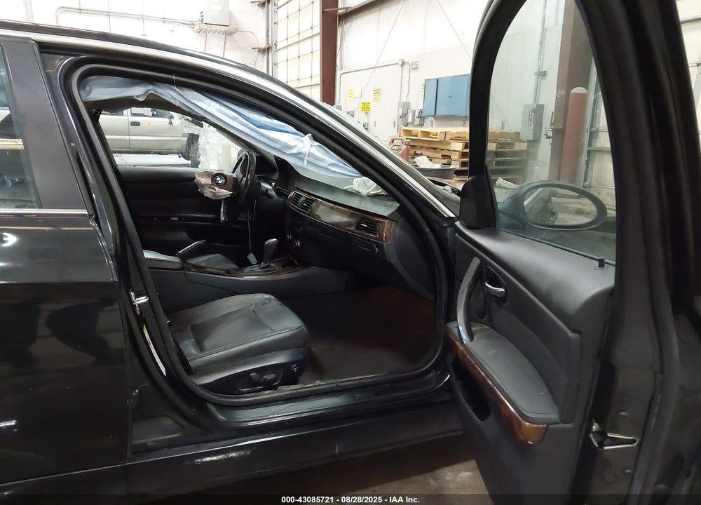 2007 BMW 335XI VIN: WBAVD53577A006300