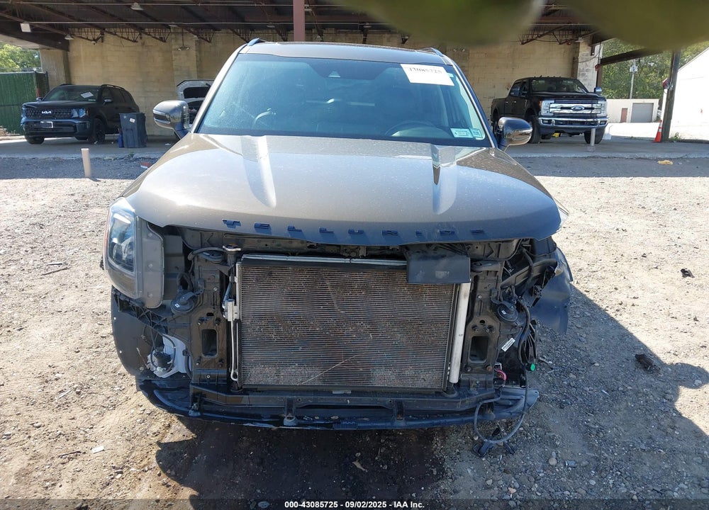 2021 KIA TELLURIDE VIN: 5XYP3DHC2MG109152