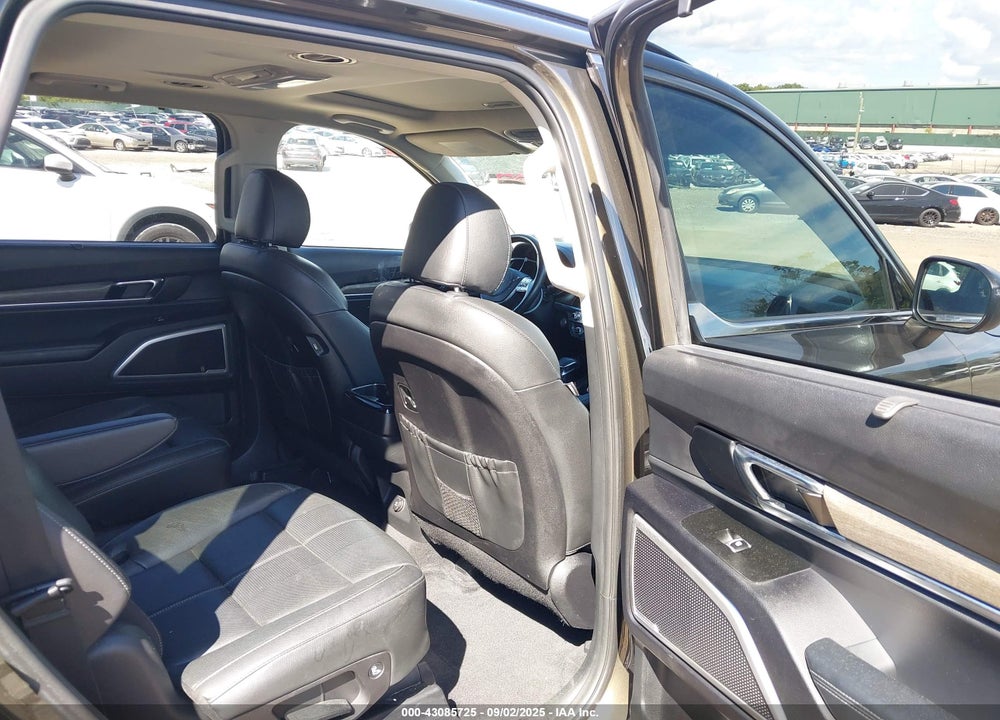 2021 KIA TELLURIDE VIN: 5XYP3DHC2MG109152