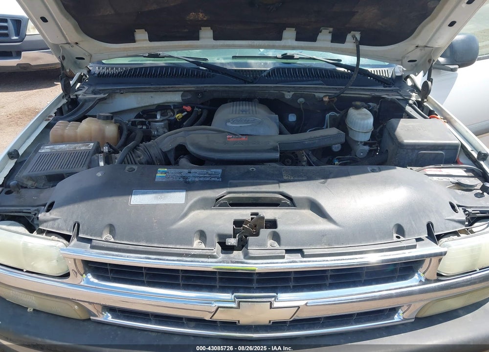 2004 CHEVROLET TAHOE LS VIN: 1GNEC13V74J168722