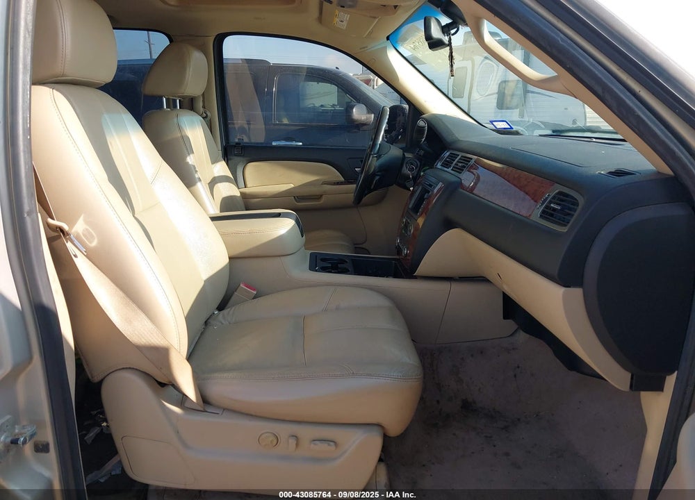 2007 CHEVROLET TAHOE LTZ VIN: 1GNFK13017J221706