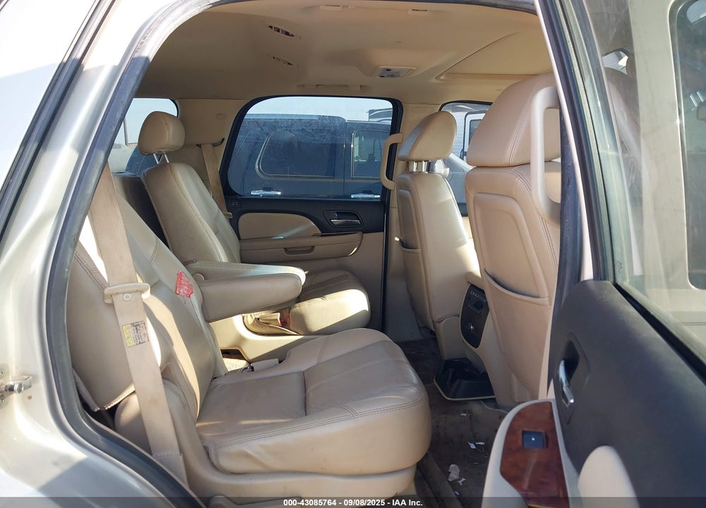 2007 CHEVROLET TAHOE LTZ VIN: 1GNFK13017J221706