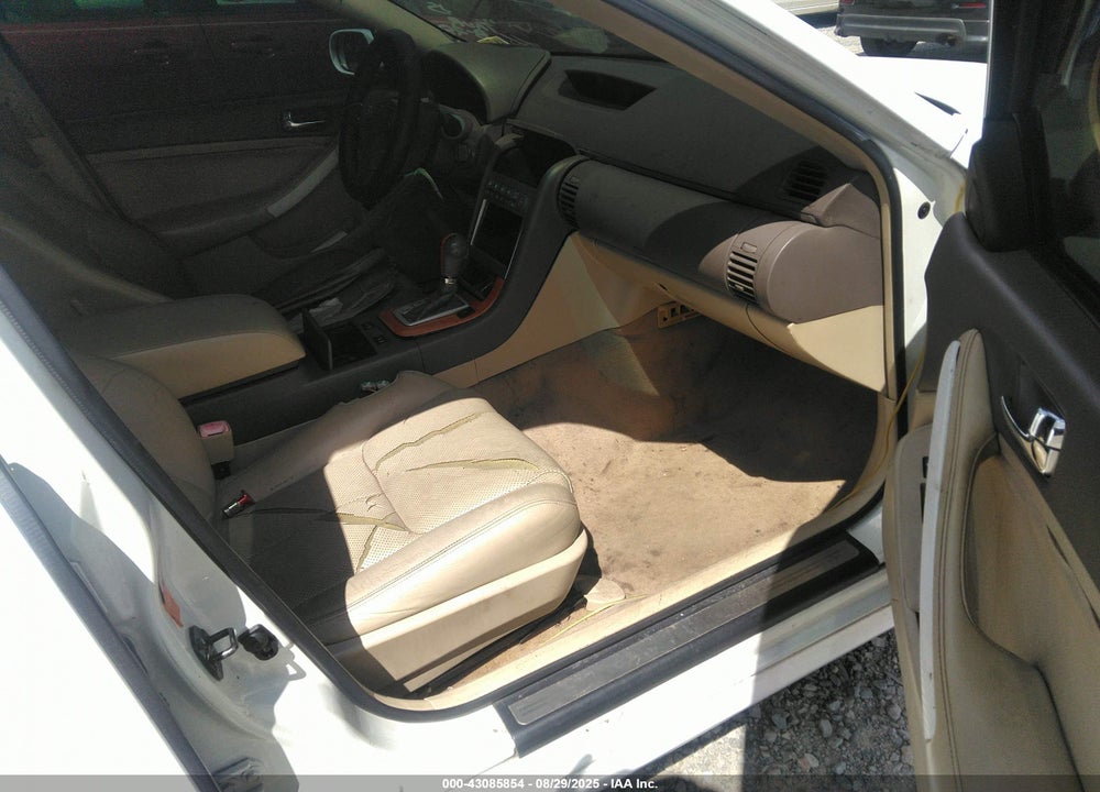 2005 INFINITI G35X VIN: JNKCV51F05M305124