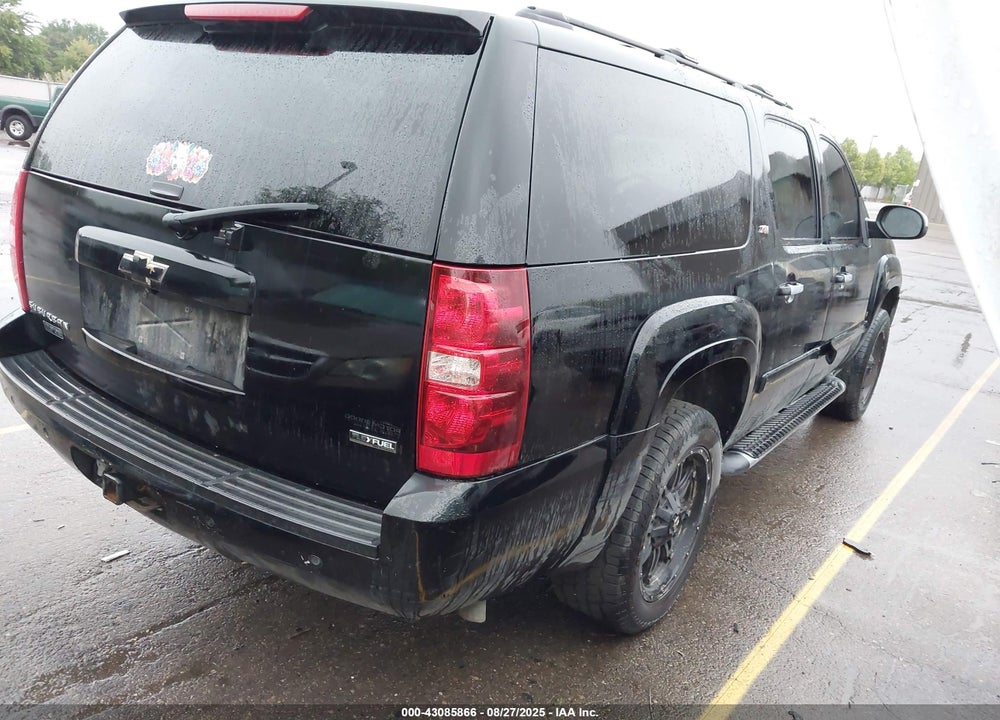 2007 CHEVROLET SUBURBAN 1500 LT VIN: 3GNFK16347G271071