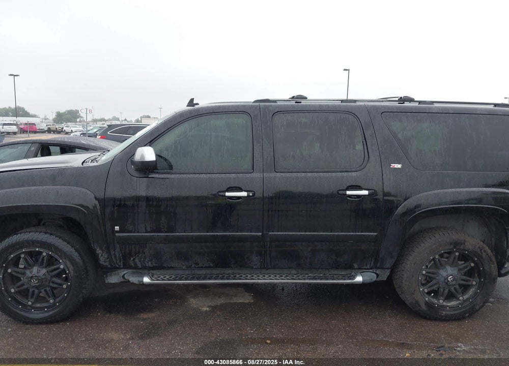 2007 CHEVROLET SUBURBAN 1500 LT VIN: 3GNFK16347G271071