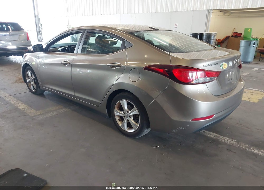2016 HYUNDAI ELANTRA VIN: 5NPDH4AE4GH776964