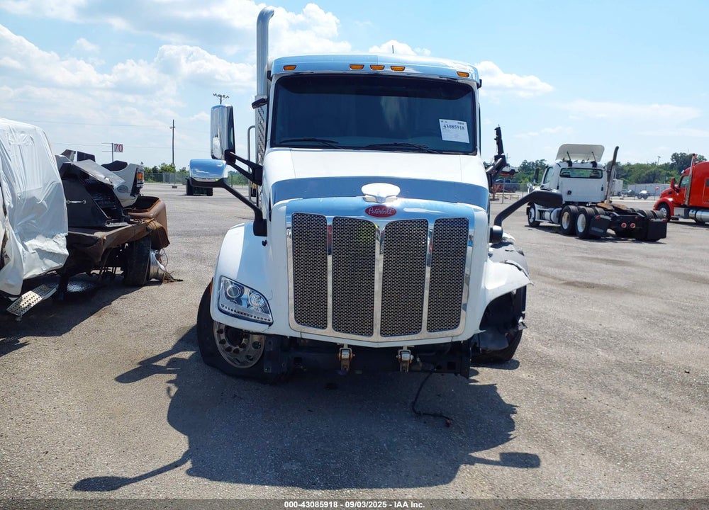 2019 PETERBILT 579 VIN: 1XPBDP9X1KD268149