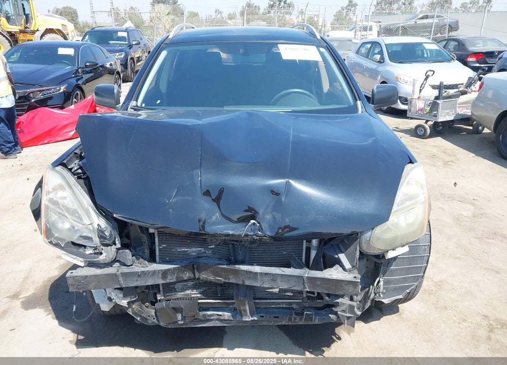 2015 NISSAN ROGUE VIN: JN8AS5MT4FW654915