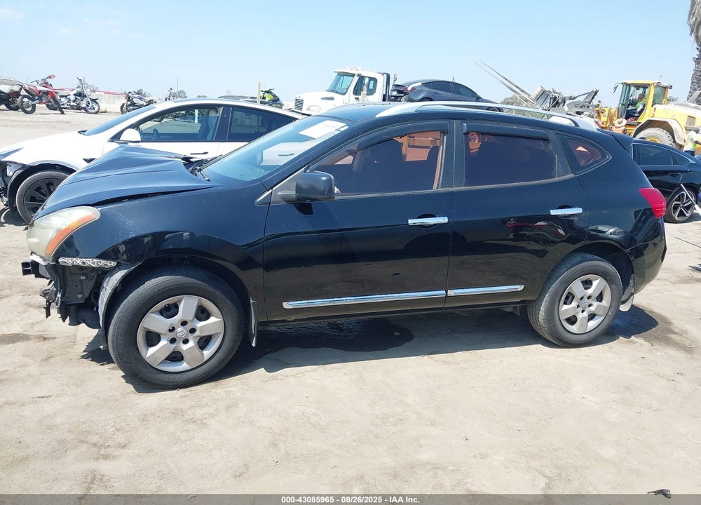 2015 NISSAN ROGUE VIN: JN8AS5MT4FW654915
