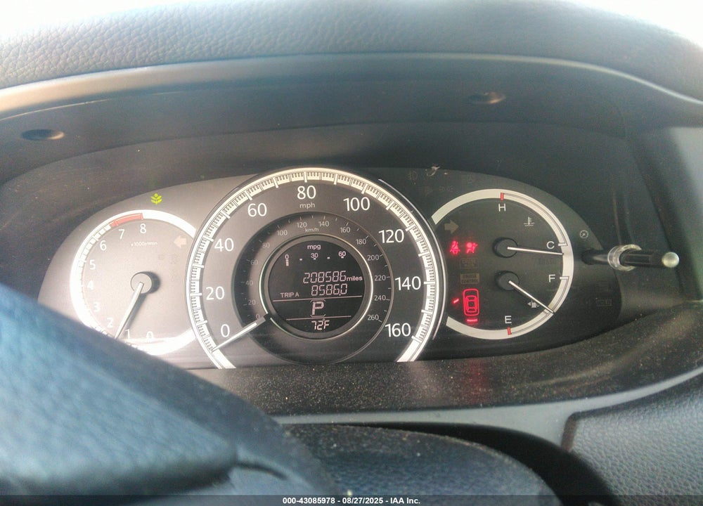 2014 HONDA ACCORD VIN: 1HGCR2F39EA267110