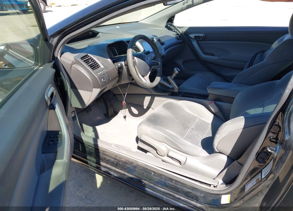 2010 HONDA CIVIC VIN: 2HGFG1A63AH508833