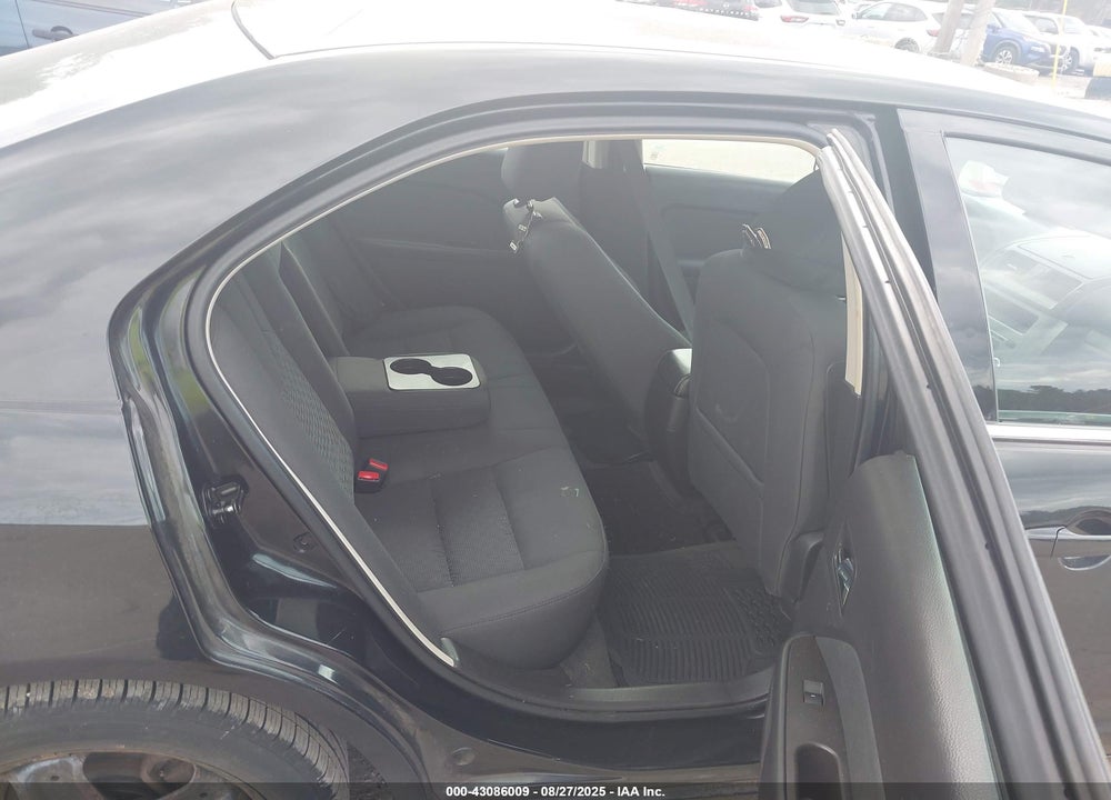 2010 FORD FUSION SE VIN: 3FAHP0HA2AR399075