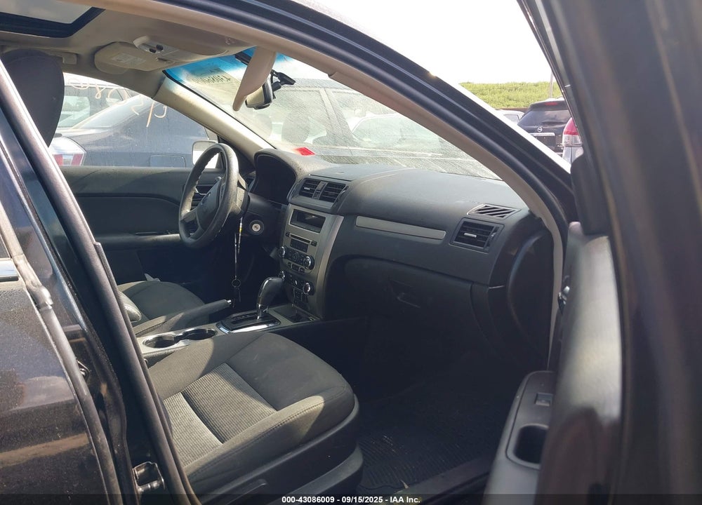 2010 FORD FUSION SE VIN: 3FAHP0HA2AR399075