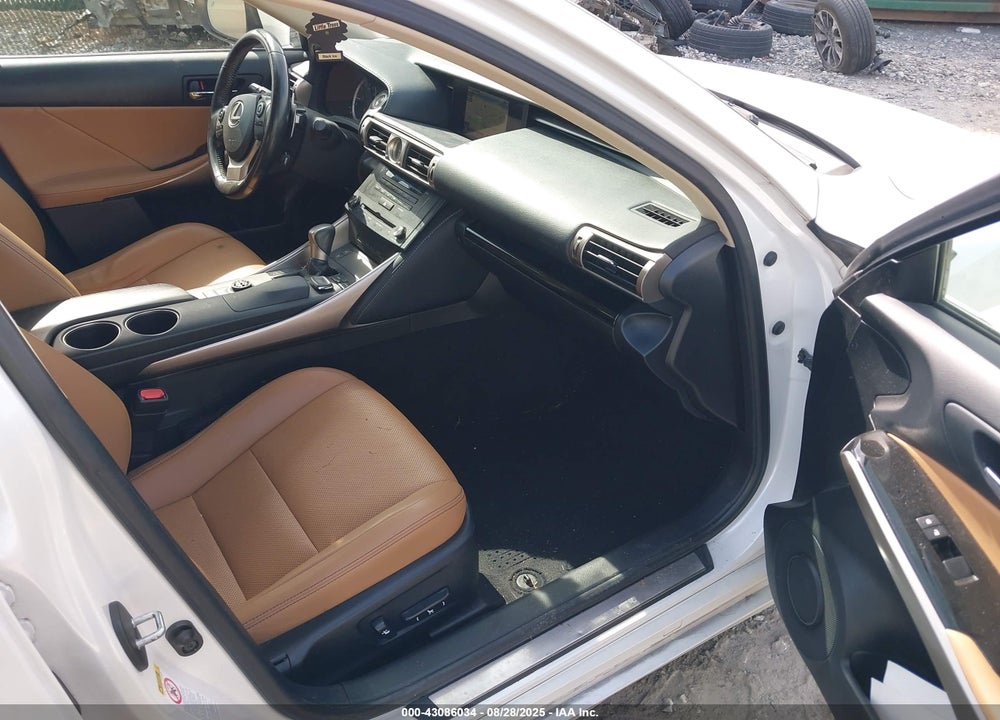 2016 LEXUS IS 300 VIN: JTHCM1D20G5009540