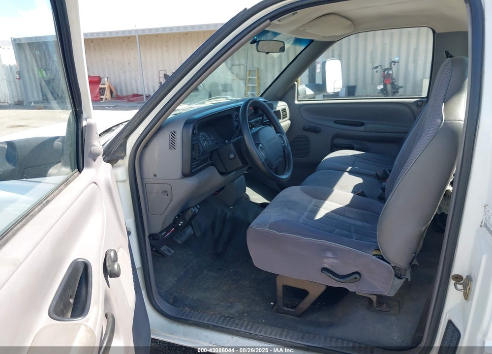 1996 DODGE RAM 2500 VIN: 1B7KC26Z3TJ199612