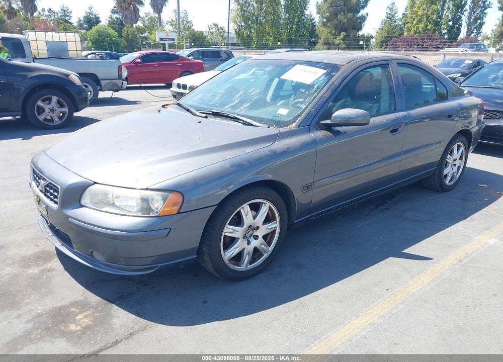 2006 VOLVO S60 2.5T VIN: YV1RS592862533935