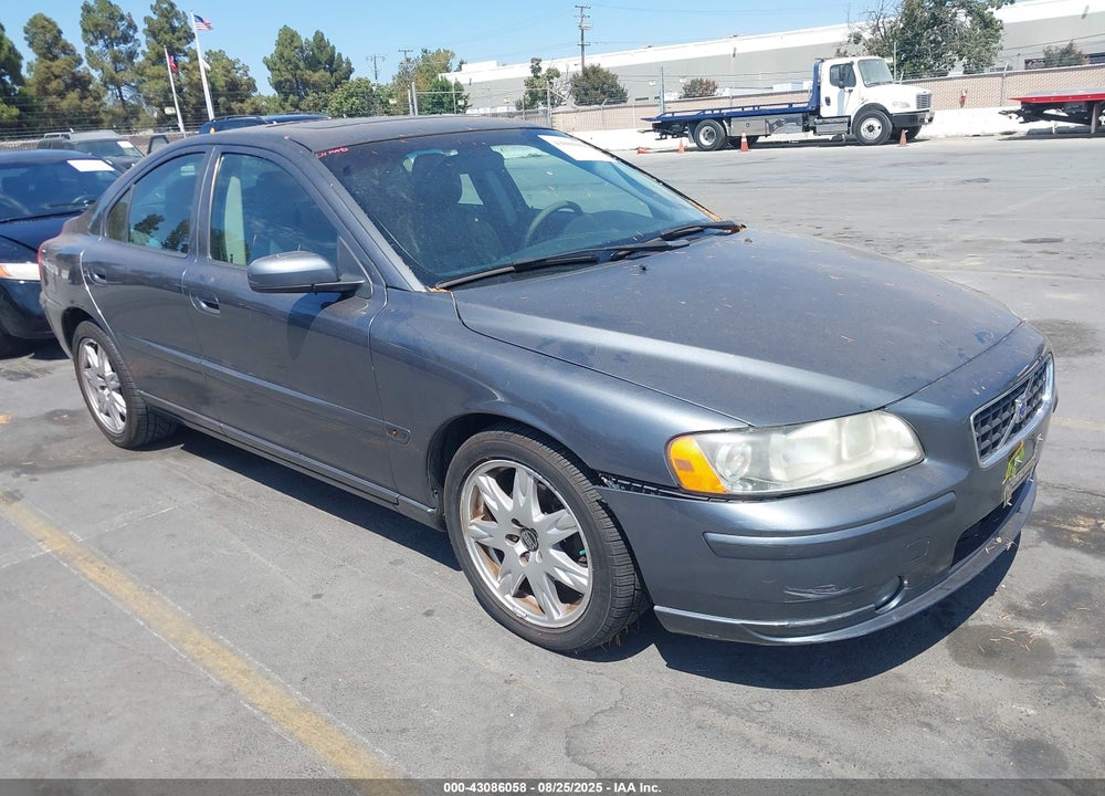 2006 VOLVO S60 2.5T VIN: YV1RS592862533935
