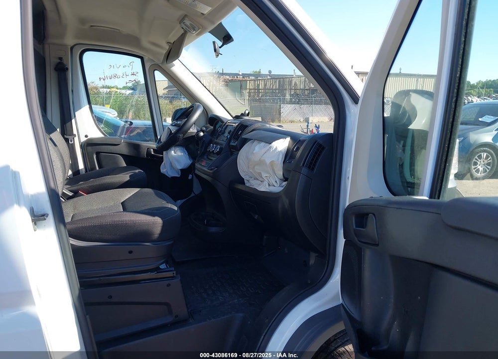 2017 RAM PROMASTER 1500 LOW ROOF 136 WB VIN: 3C6TRVAG4HE523107