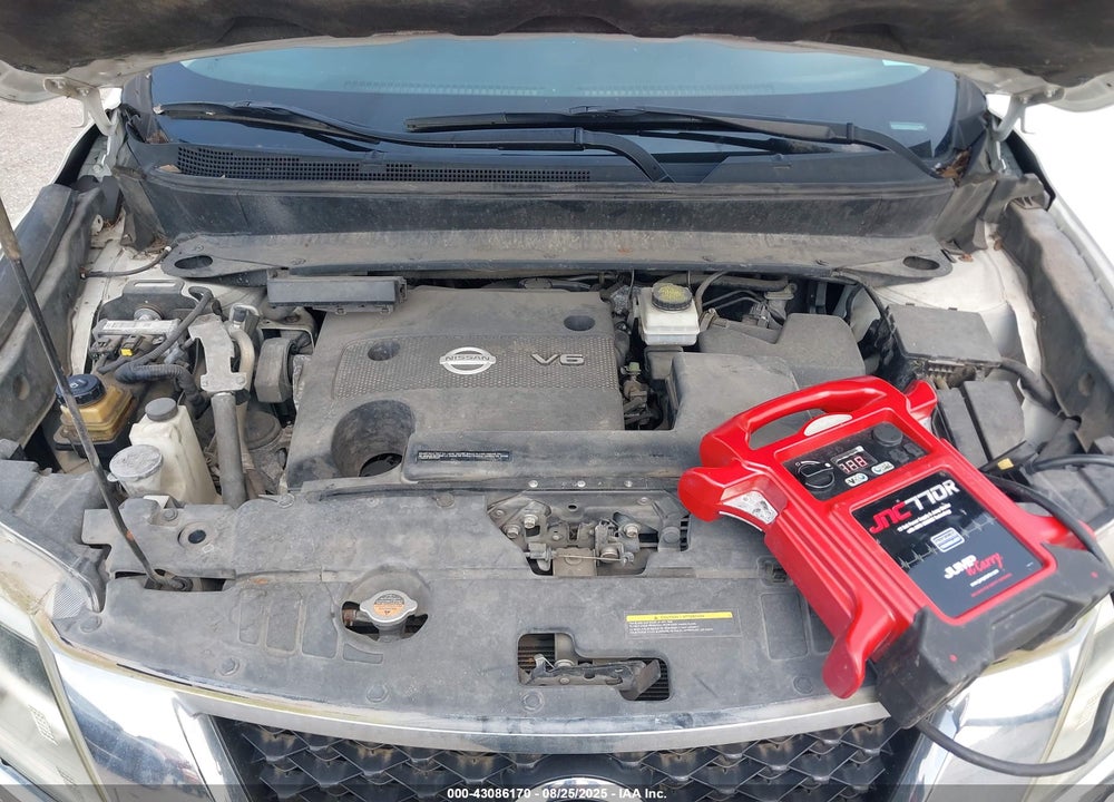 2013 NISSAN PATHFINDER SV VIN: 5N1AR2MN8DC606562