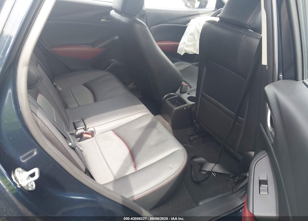 2018 MAZDA CX-3 VIN: JM1DKFC7XJ0327045