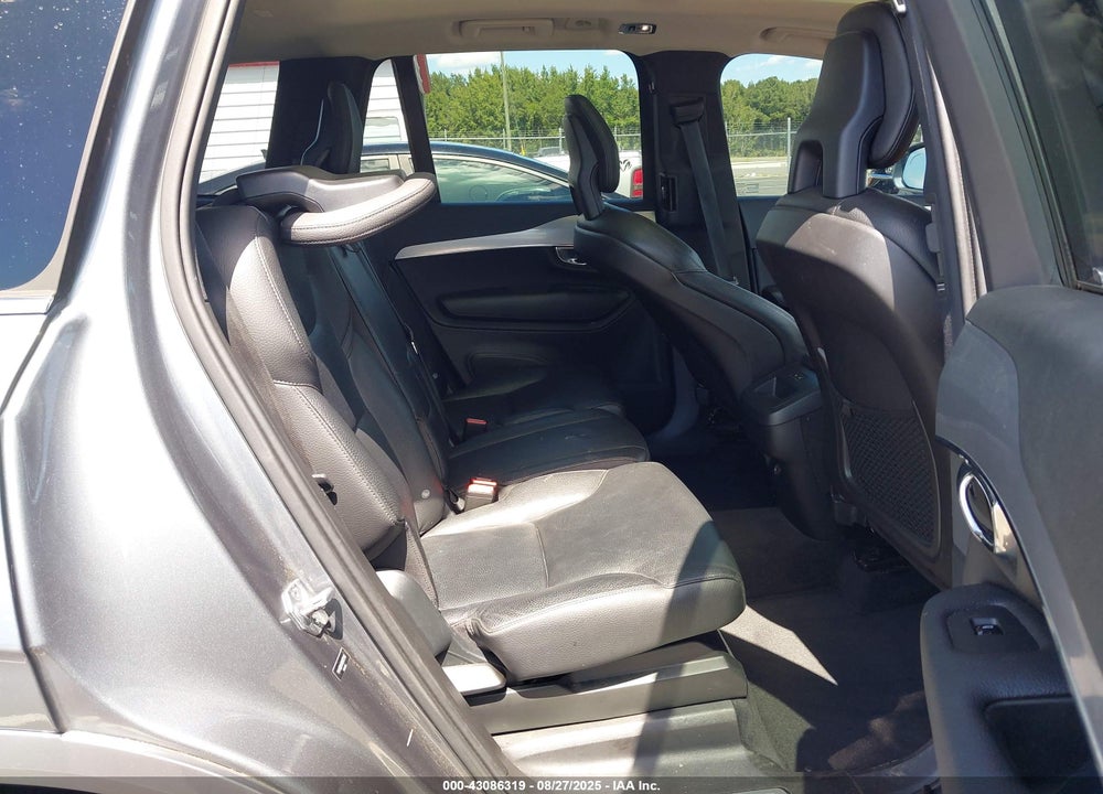 2016 VOLVO XC90 VIN: YV4102XKXG1072106