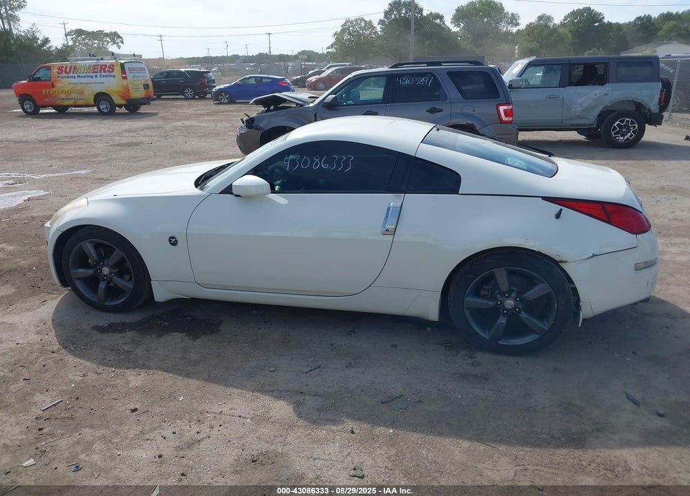 2005 NISSAN 350Z VIN: JN1AZ34D85M607226