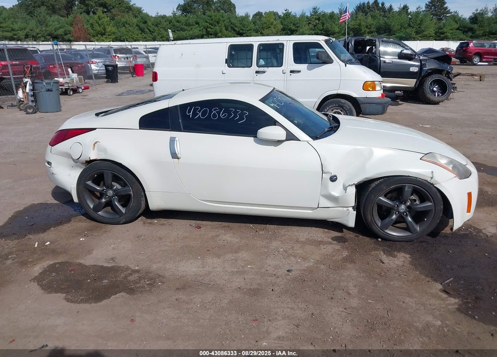 2005 NISSAN 350Z VIN: JN1AZ34D85M607226