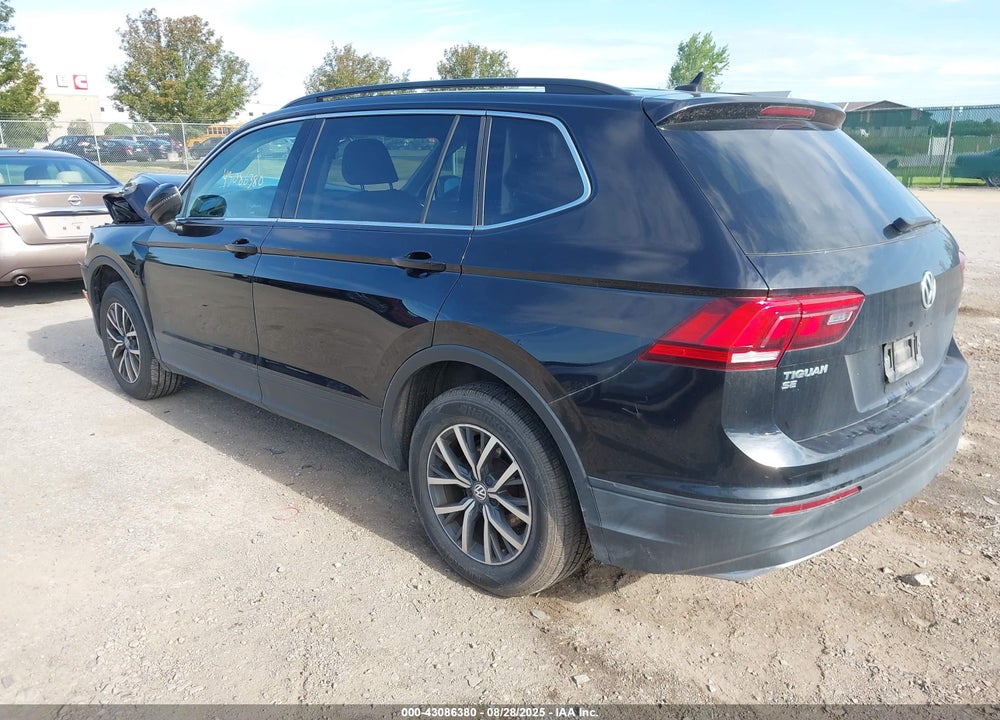 2019 VOLKSWAGEN TIGUAN VIN: 3VV2B7AXXKM004727