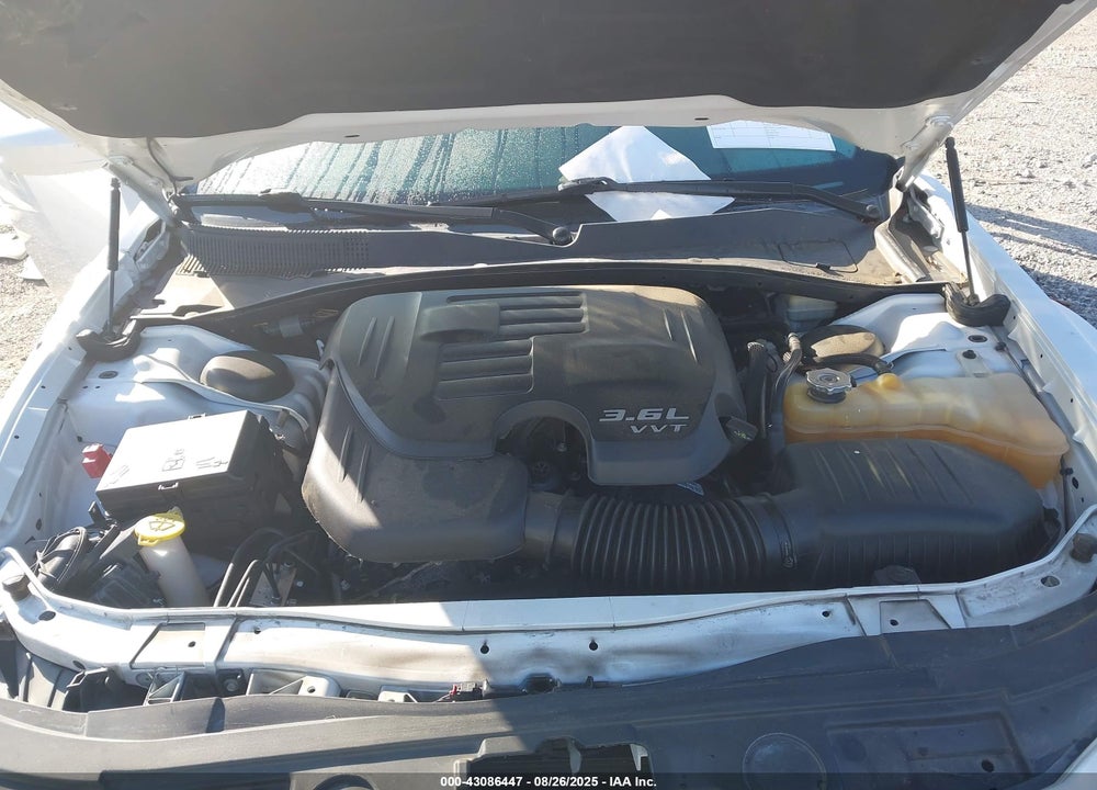 2014 CHRYSLER 300 VIN: 2C3CCAAG1EH283148