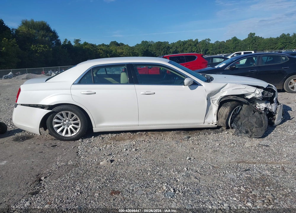 2014 CHRYSLER 300 VIN: 2C3CCAAG1EH283148