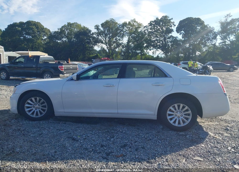 2014 CHRYSLER 300 VIN: 2C3CCAAG1EH283148