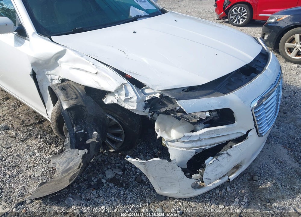 2014 CHRYSLER 300 VIN: 2C3CCAAG1EH283148