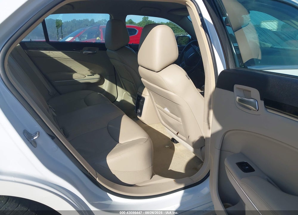 2014 CHRYSLER 300 VIN: 2C3CCAAG1EH283148