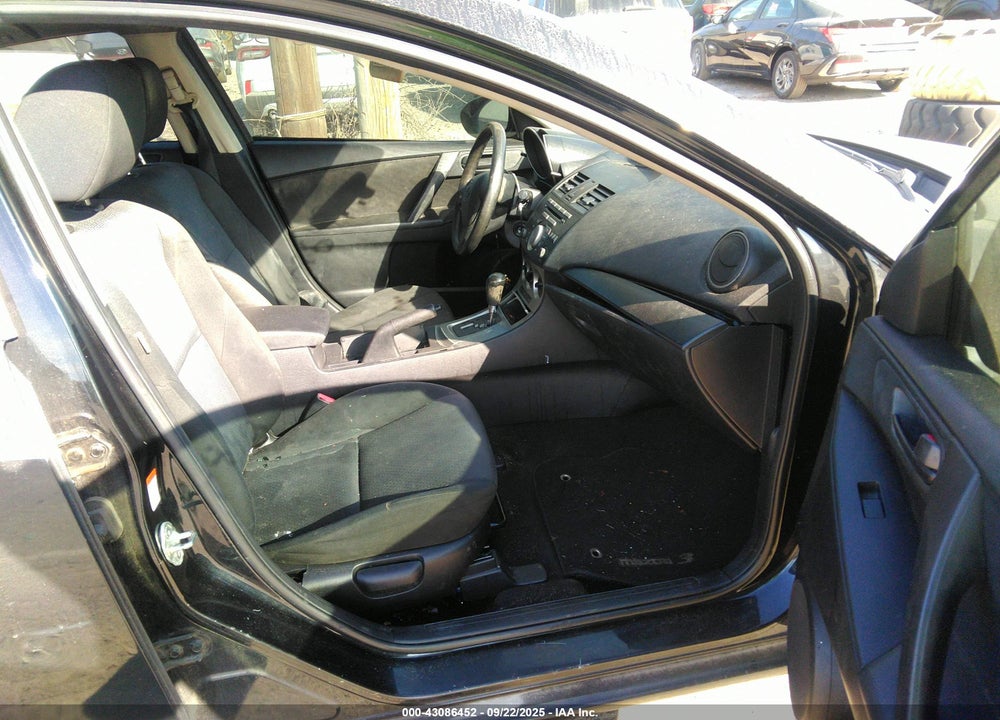 2010 MAZDA 3 VIN: JM1BL1SGXA1141492