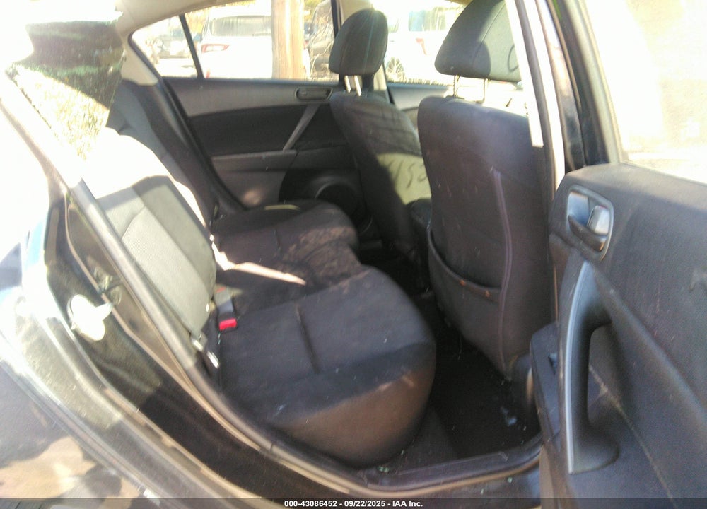 2010 MAZDA 3 VIN: JM1BL1SGXA1141492