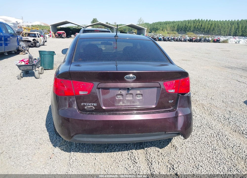 2010 KIA FORTE EX VIN: KNAFU4A27A5854247