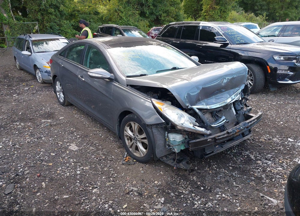 2013 HYUNDAI SONATA LIMITED VIN: 5NPEC4AC8DH615370