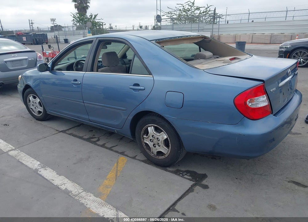 2002 TOYOTA CAMRY LE VIN: JTDBE32K120041153