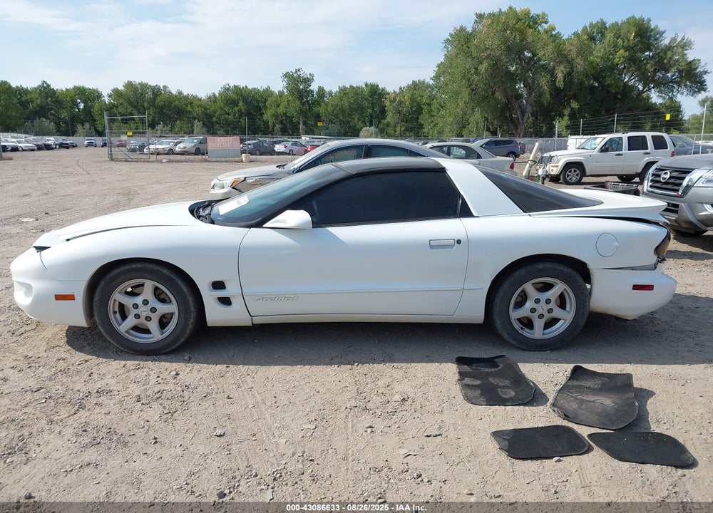 2001 PONTIAC FIREBIRD VIN: 2G2FS22K312138084