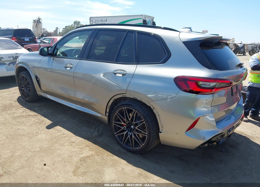 2022 BMW X5 VIN: 5YMJU0C06N9J07343