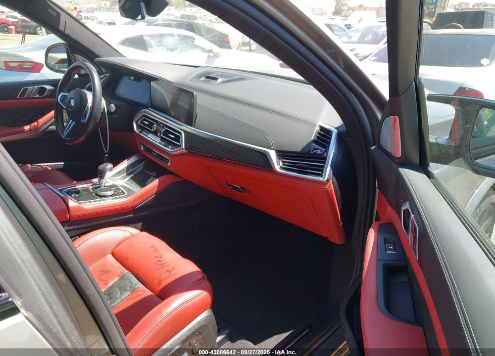2022 BMW X5 VIN: 5YMJU0C06N9J07343