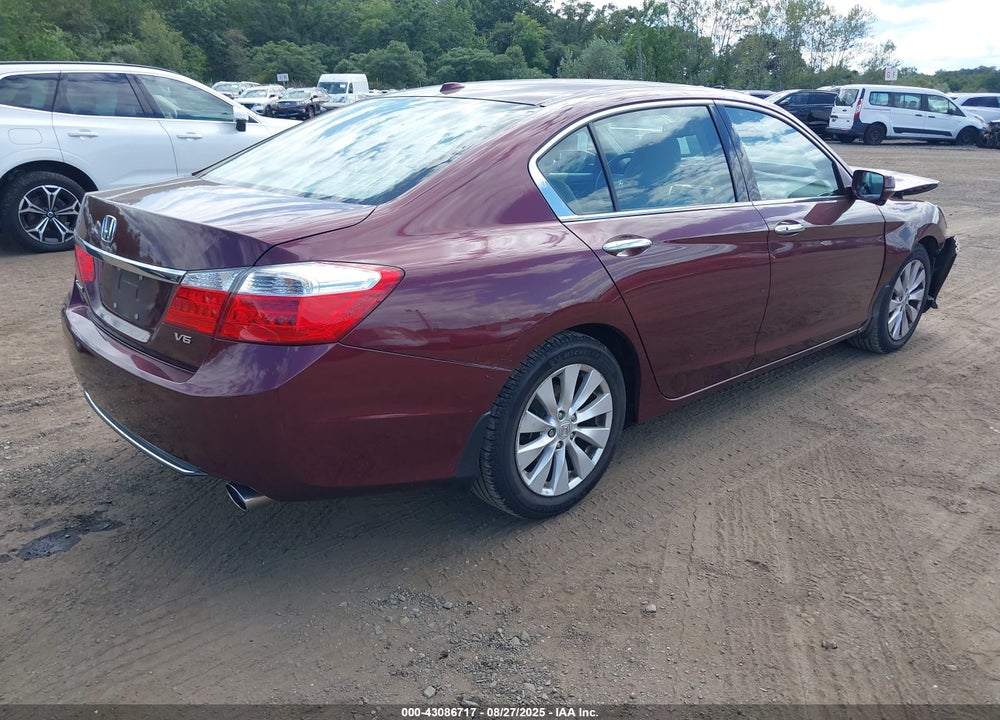2014 HONDA ACCORD VIN: 1HGCR3F87EA042265