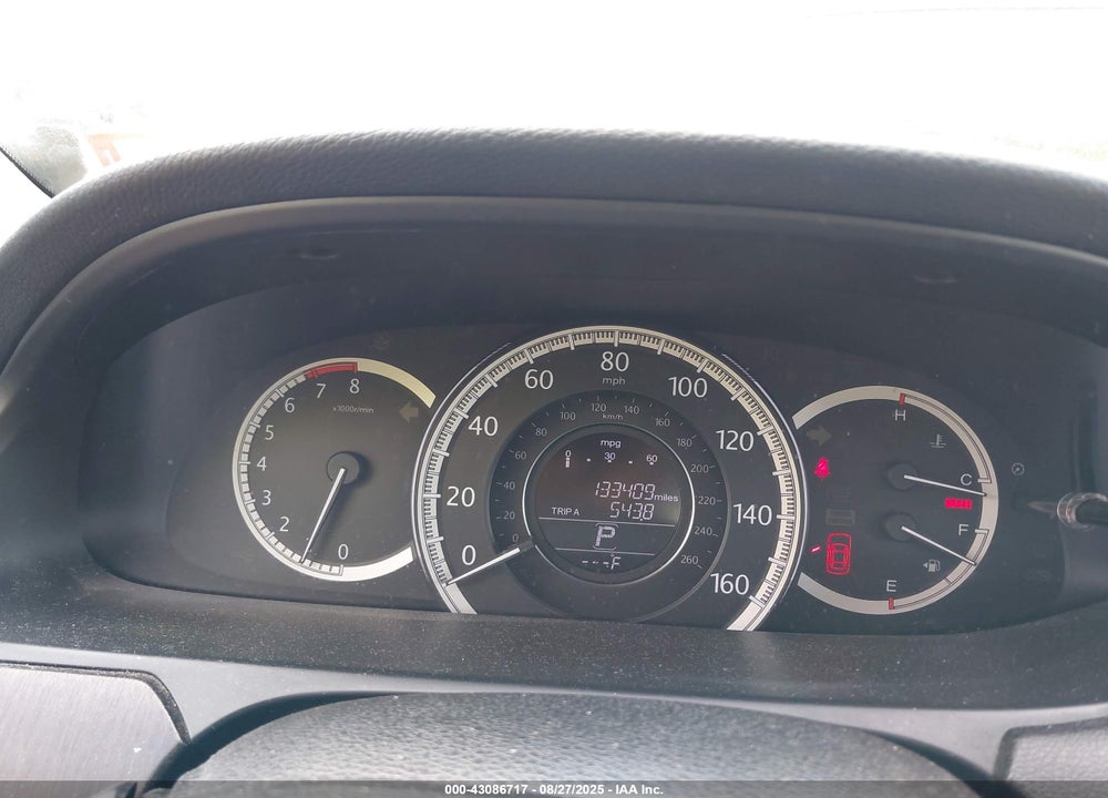 2014 HONDA ACCORD VIN: 1HGCR3F87EA042265