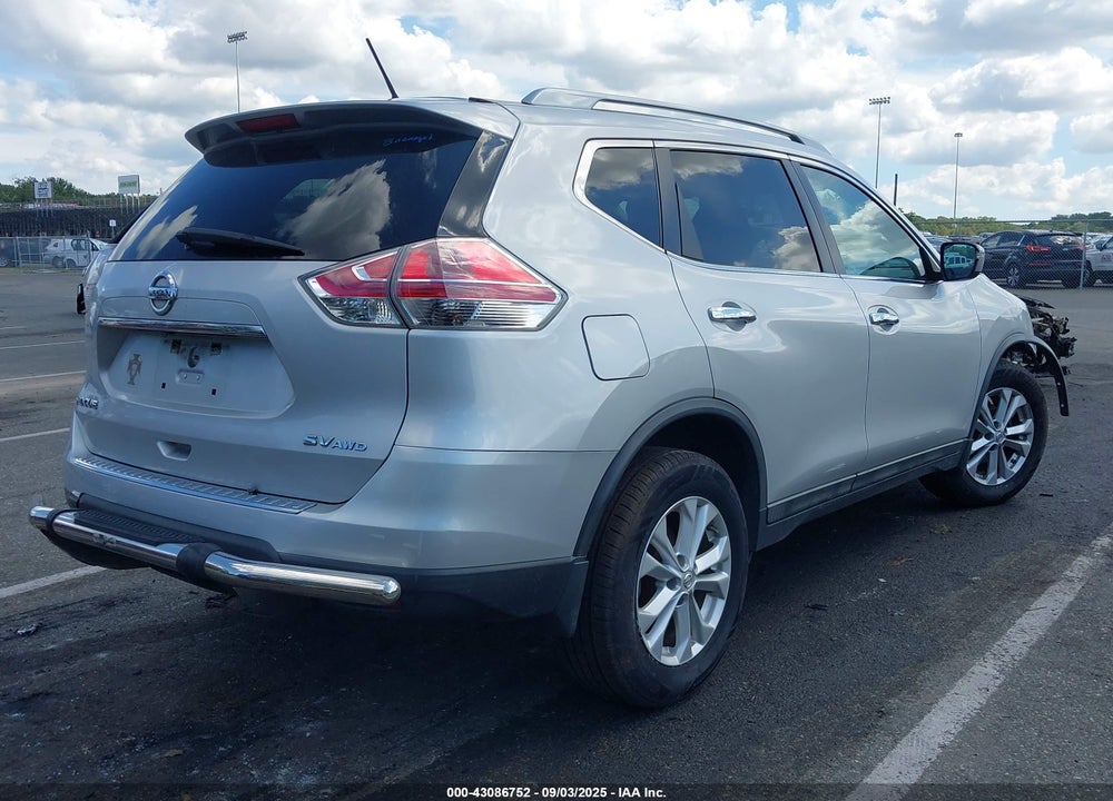 2015 NISSAN ROGUE SV VIN: 5N1AT2MV0FC914801