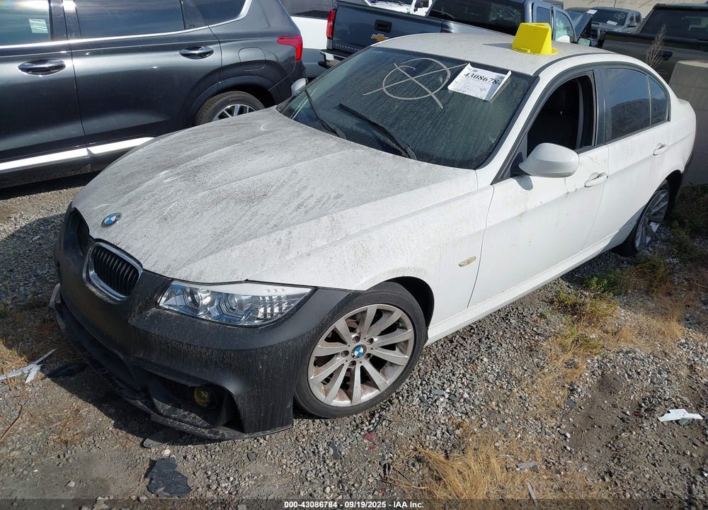 2011 BMW 3 SERIES VIN: WBAPH7C59BE460185